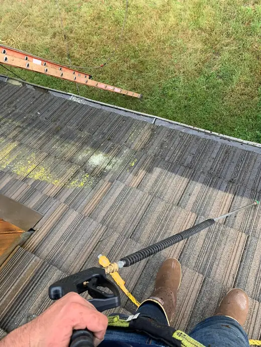 Roofing job photo 70