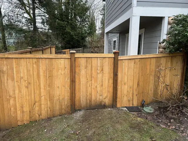 New cedar privacy fence